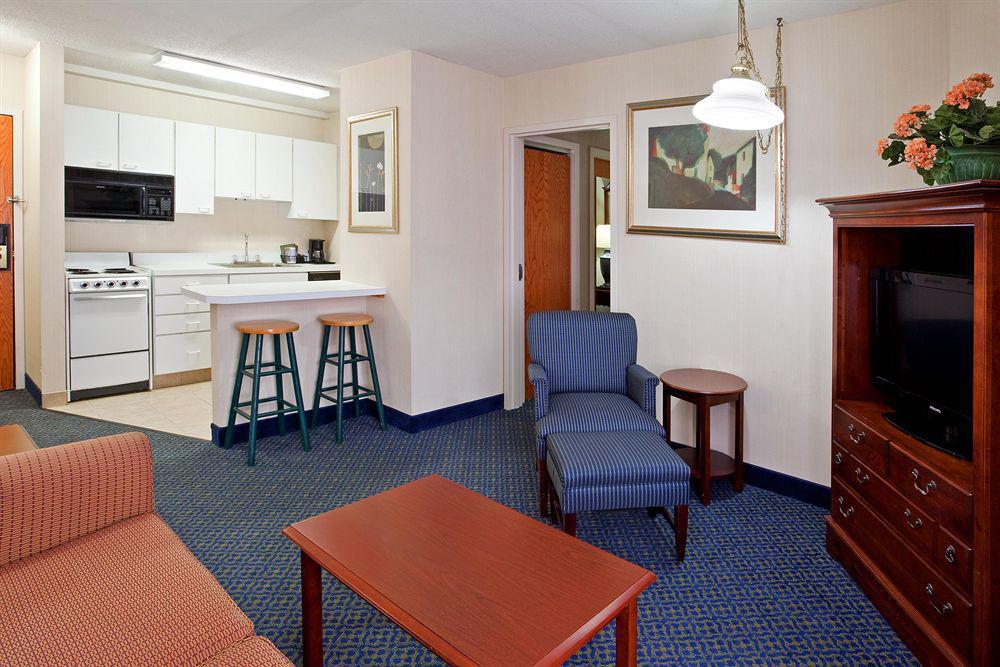 Candlewood Suites Pittsburgh-Cranberry By Ihg Cranberry Township Extérieur photo
